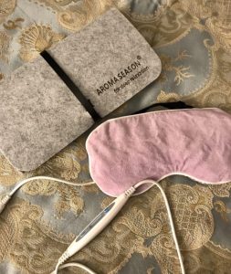 Revitalize Your Eyes with a Game-Changing Warm Eye Mask